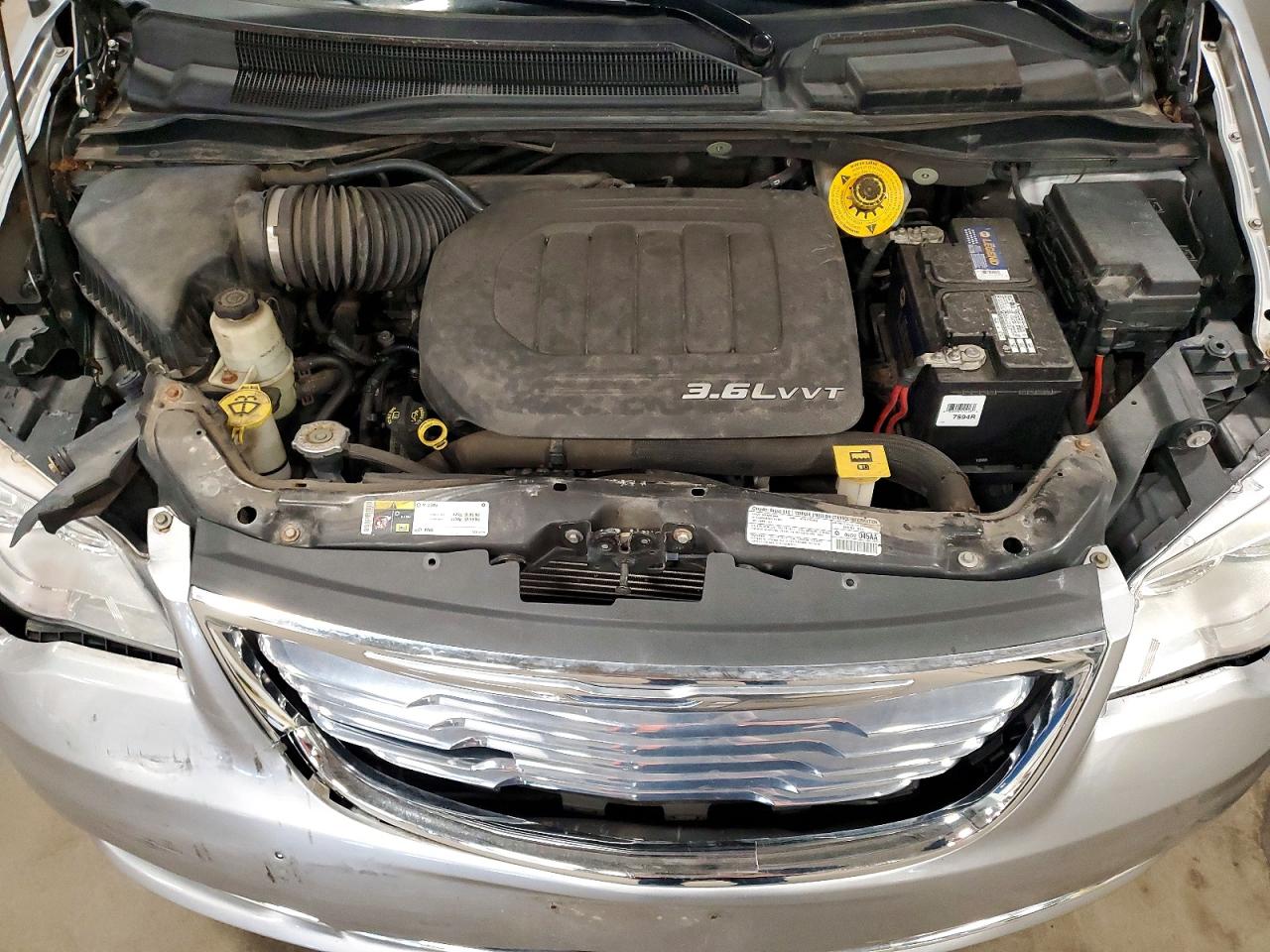 2013 CHRYSLER MINIVAN