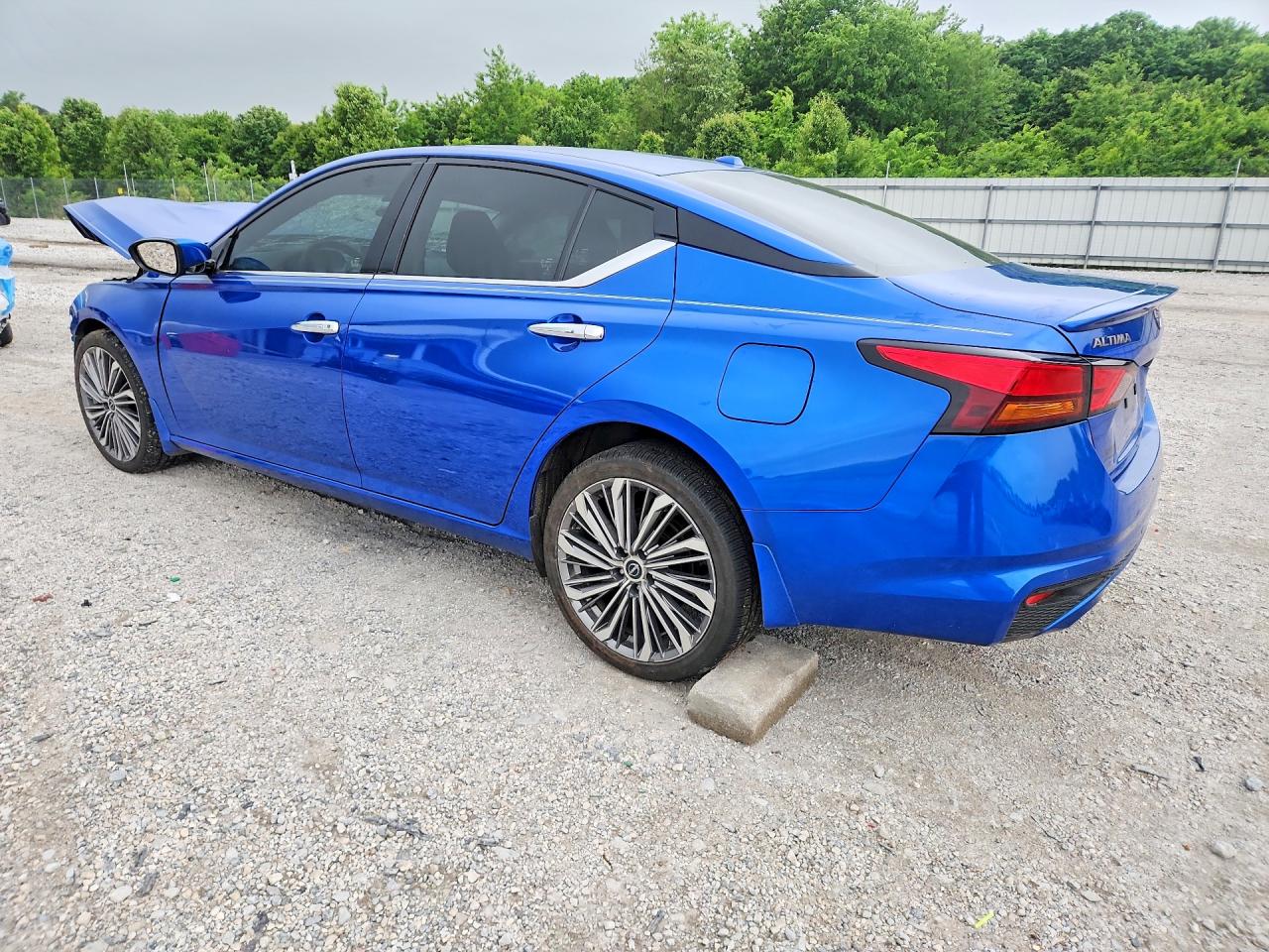 2025 NISSAN ALTIMA