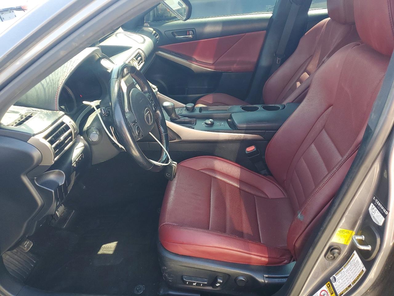 2016 LEXUS IS
