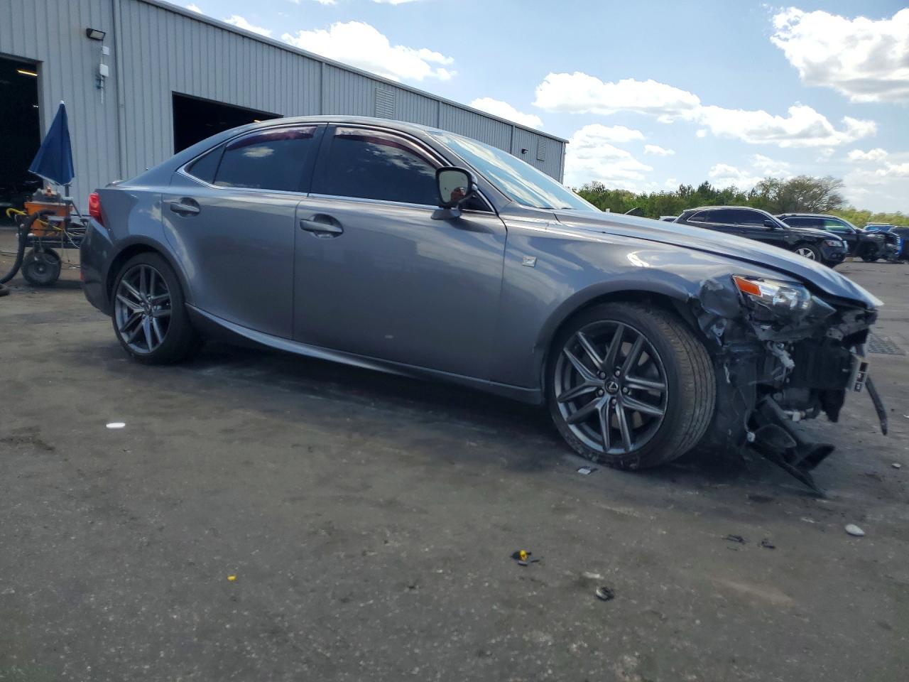 2016 LEXUS IS