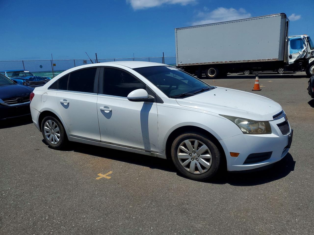 2011 CHEVROLET CRUZE