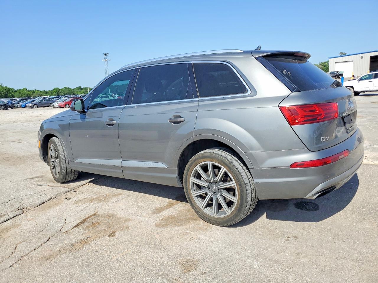 2017 AUDI Q7