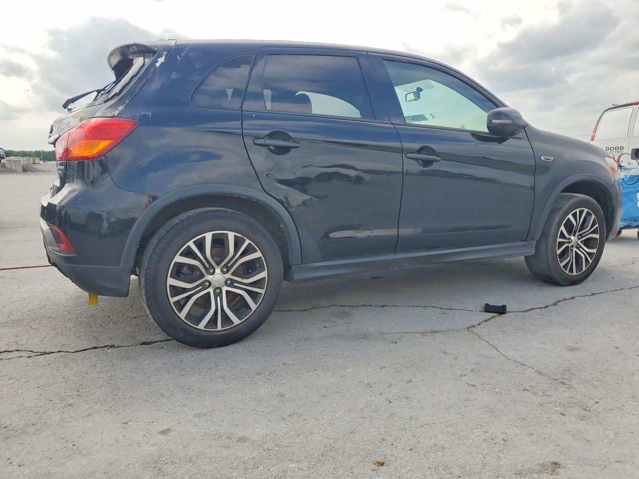 2019 MITSUBISHI OUTLANDER