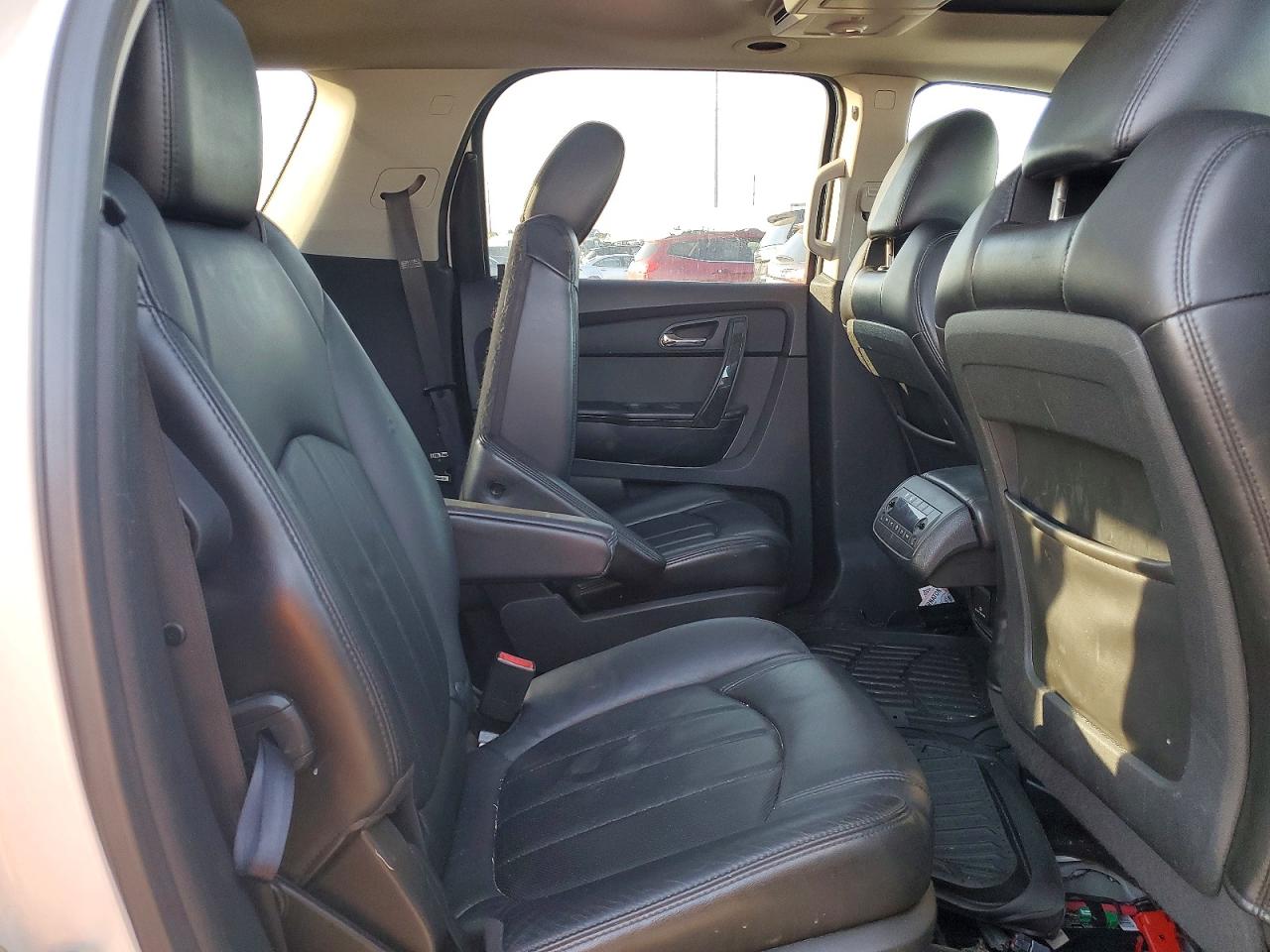 2011 GMC ACADIA DEN