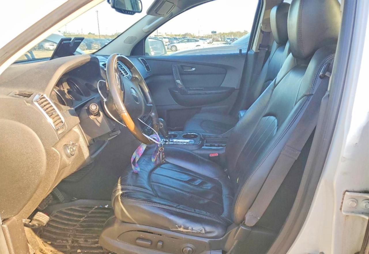 2011 GMC ACADIA DEN