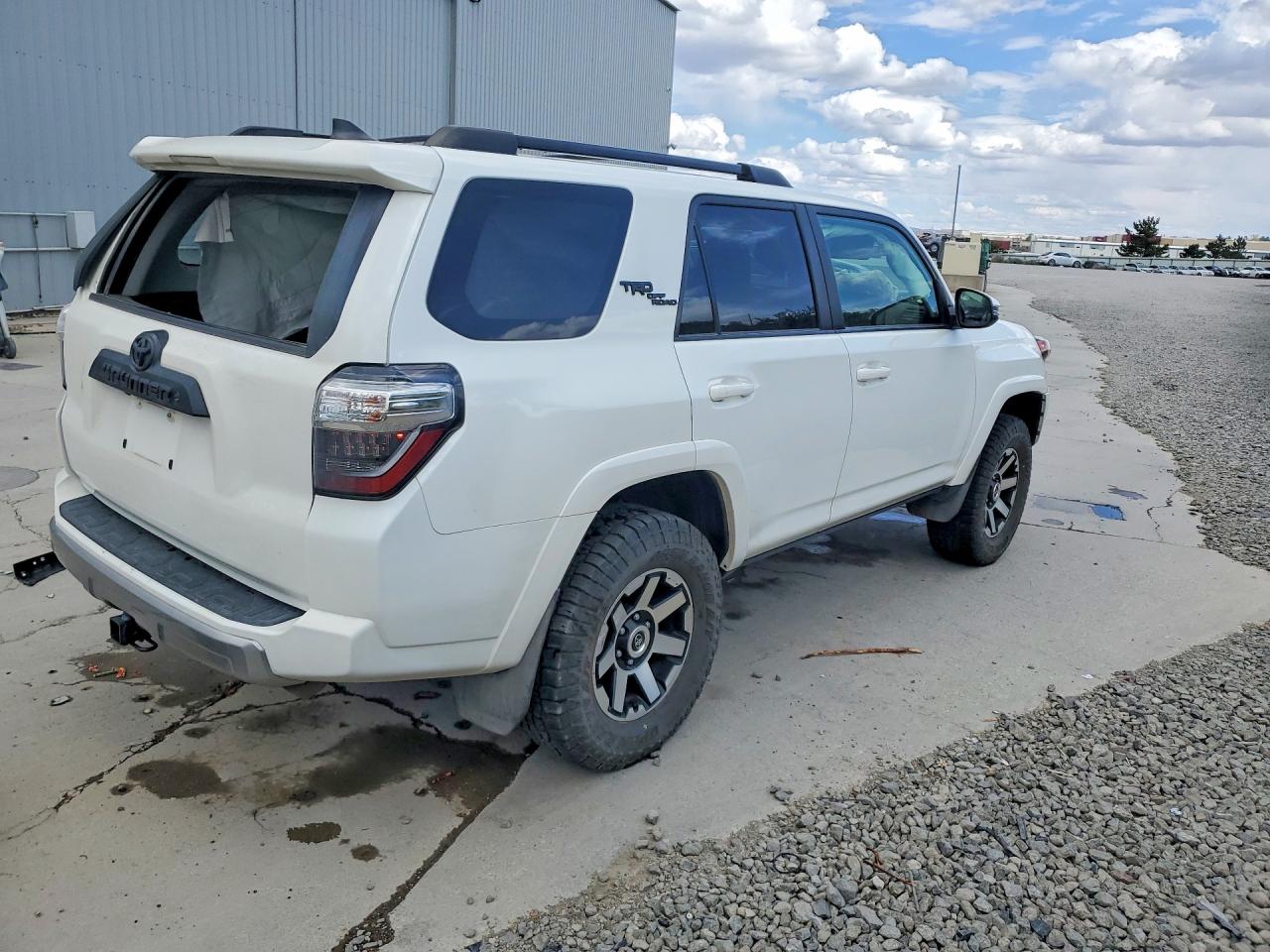 2022 TOYOTA 4RUNNER