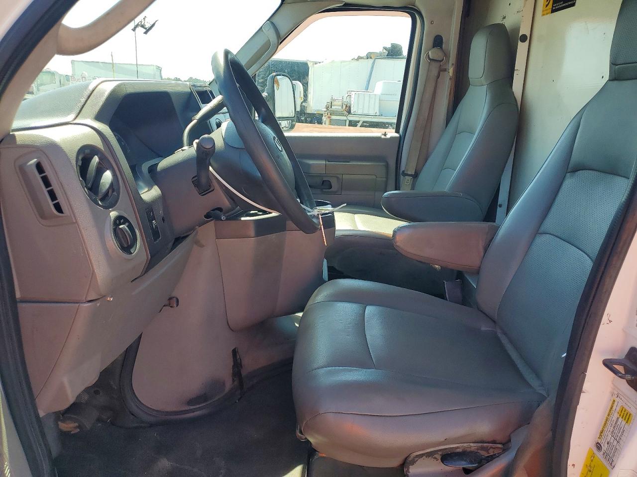 2014 FORD ECONOLINE