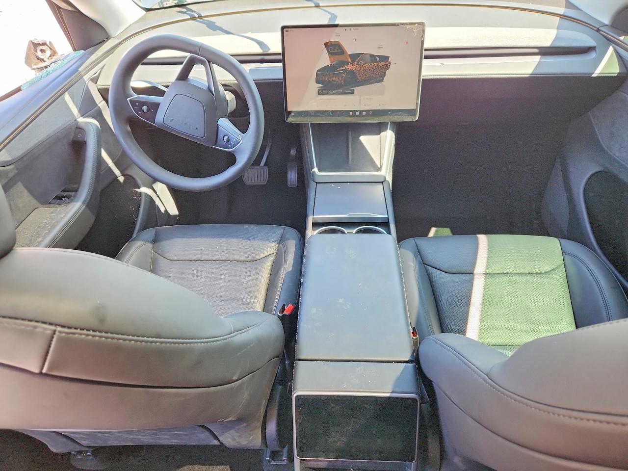 2026 TESLA MODEL Y
