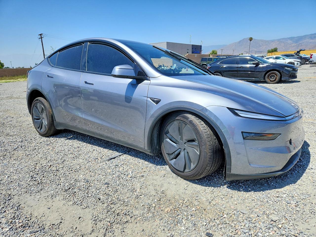 2026 TESLA MODEL Y
