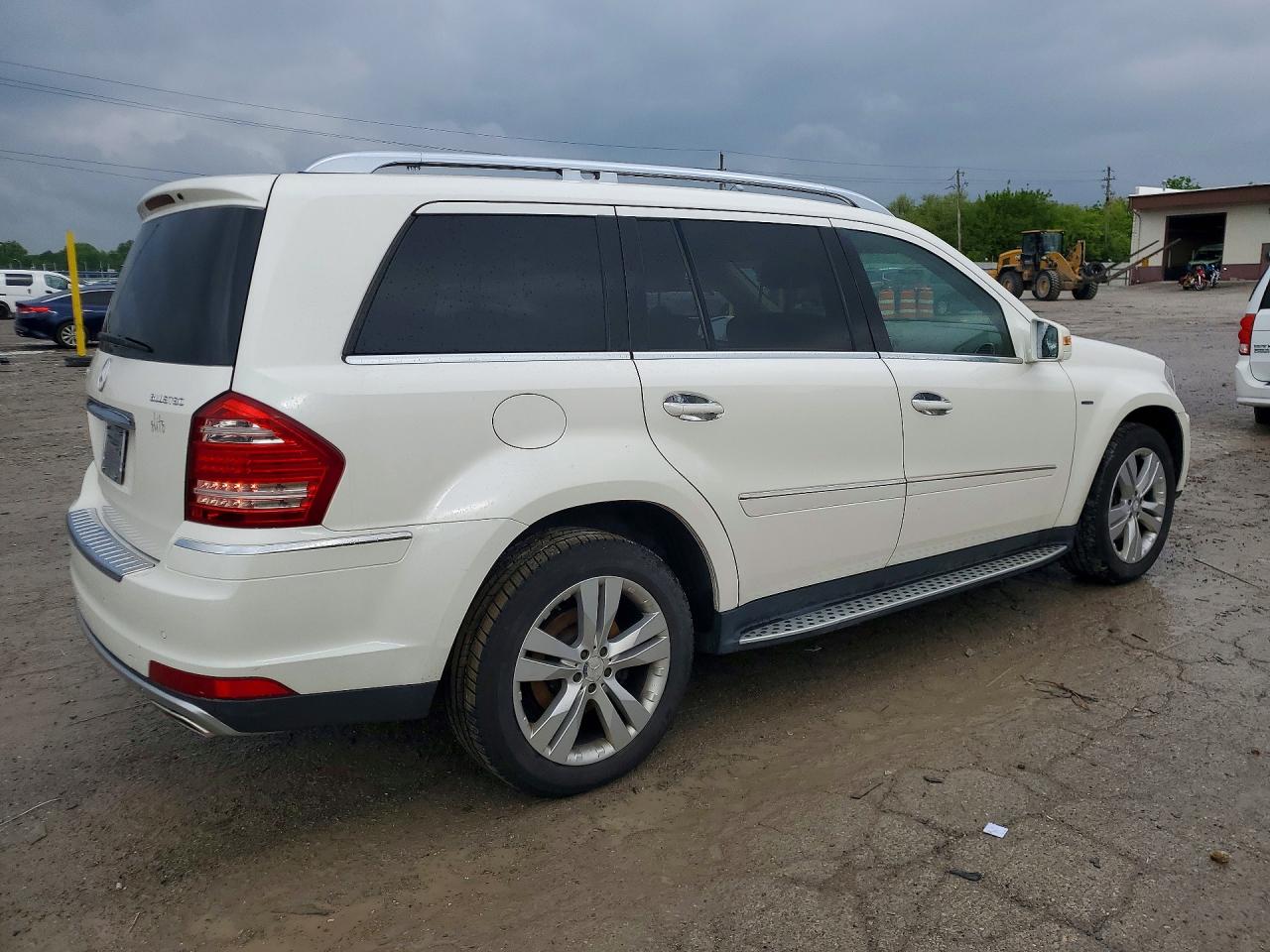2012 MERCEDES-BENZ GL-CLASS