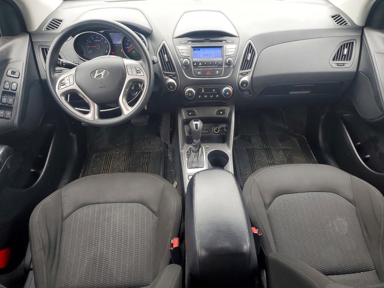 2015 HYUNDAI TUCSON