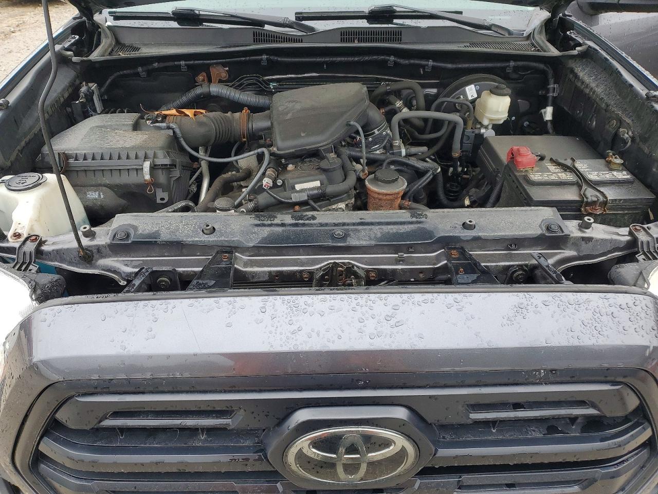 2018 TOYOTA TACOMA