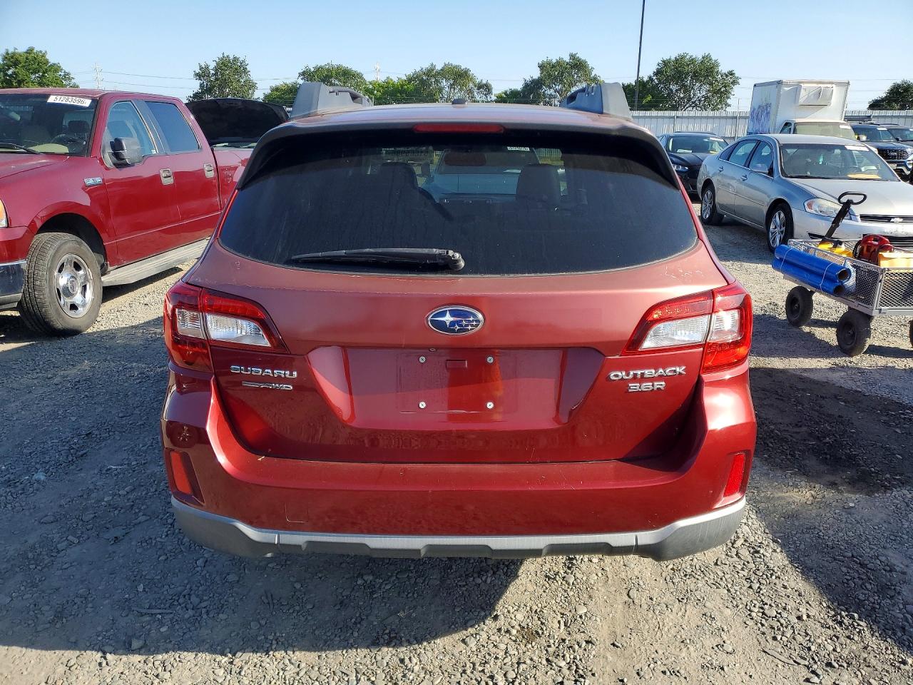 2015 SUBARU OUTBACK