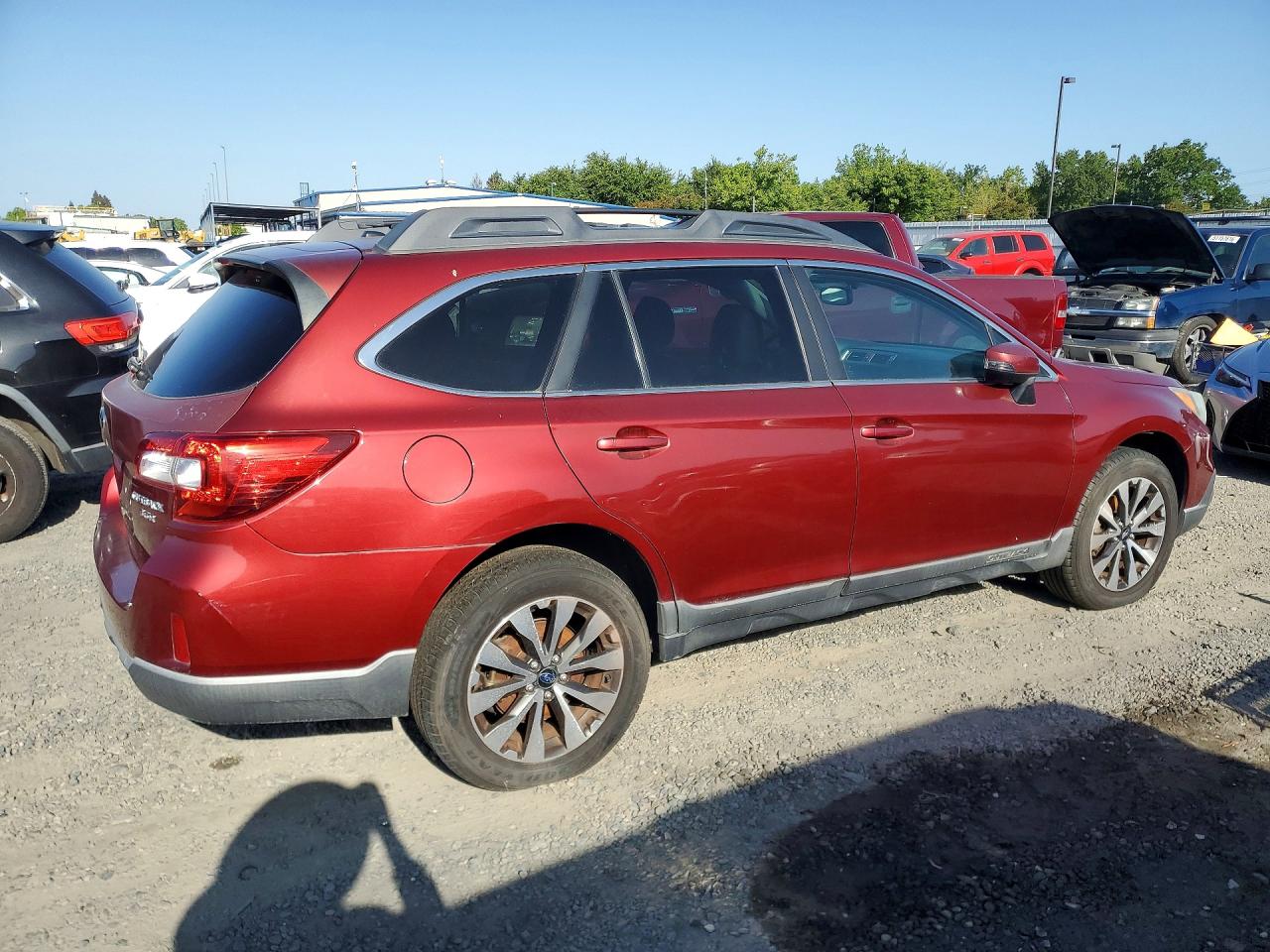 2015 SUBARU OUTBACK
