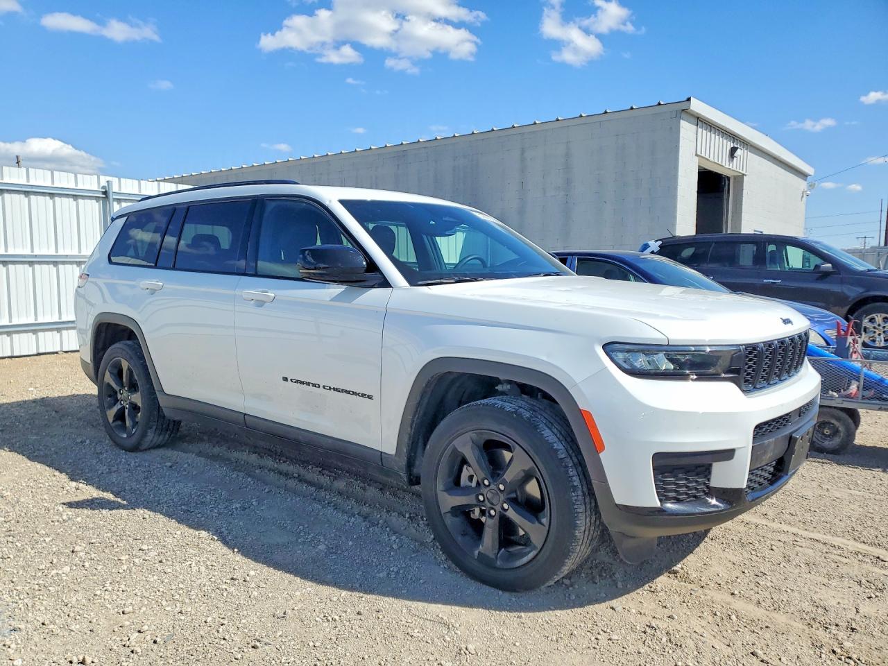 2023 JEEP CHEROKEE