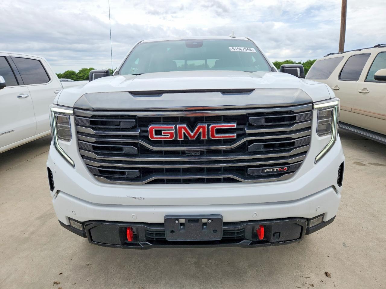 2024 GMC SIERRA