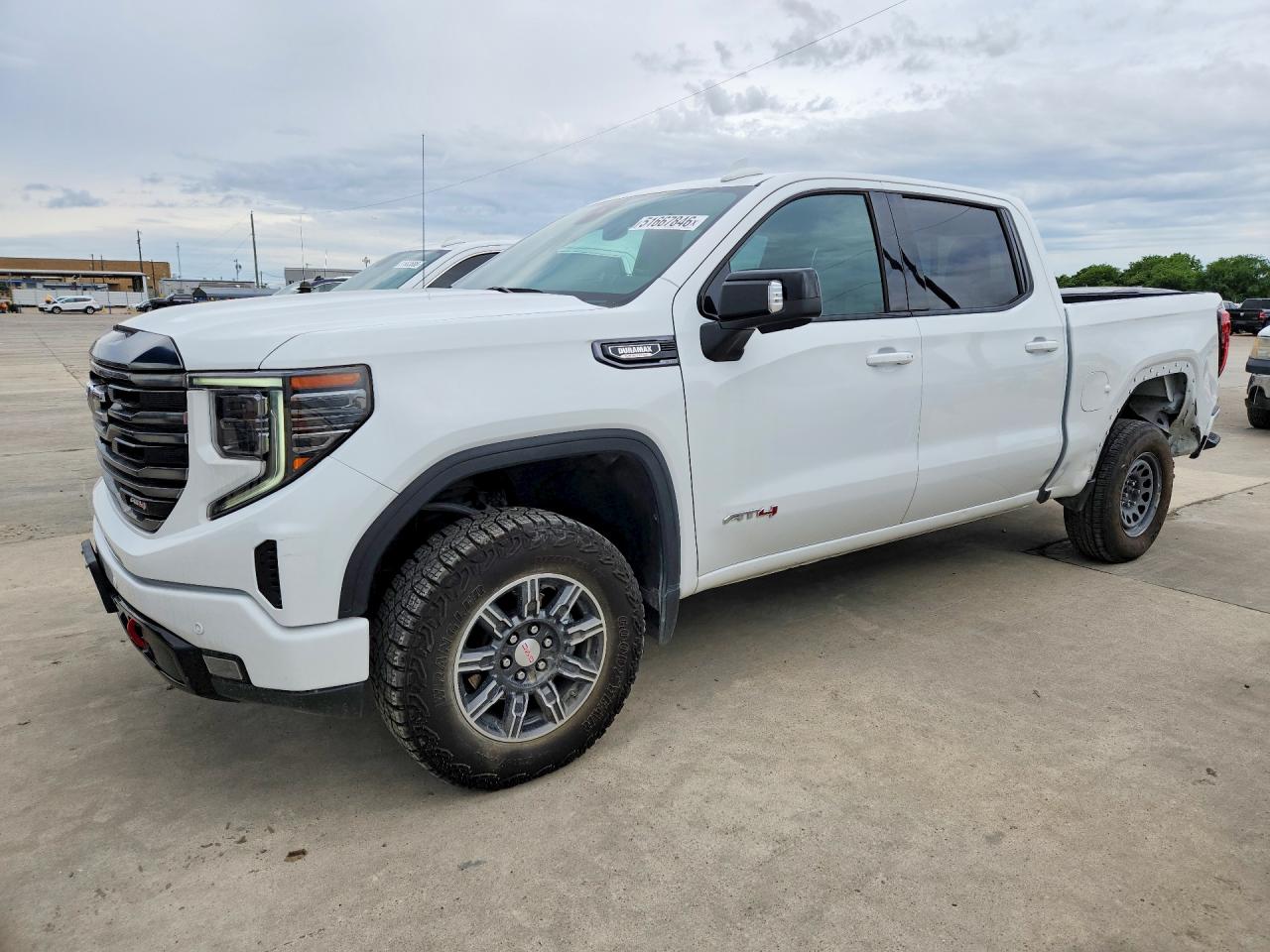 2024 GMC SIERRA