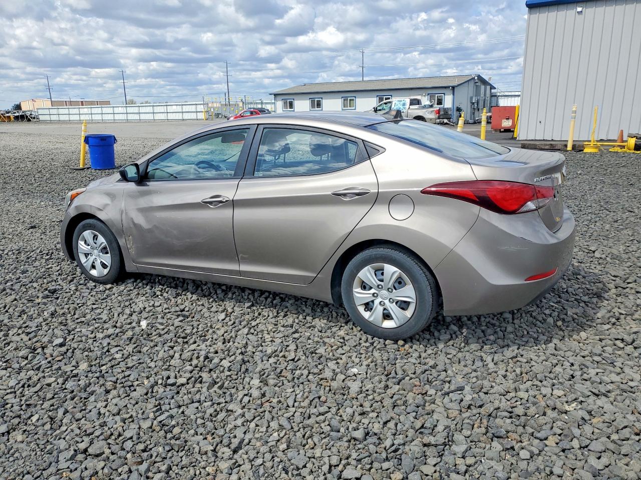 2016 HYUNDAI ELANTRA