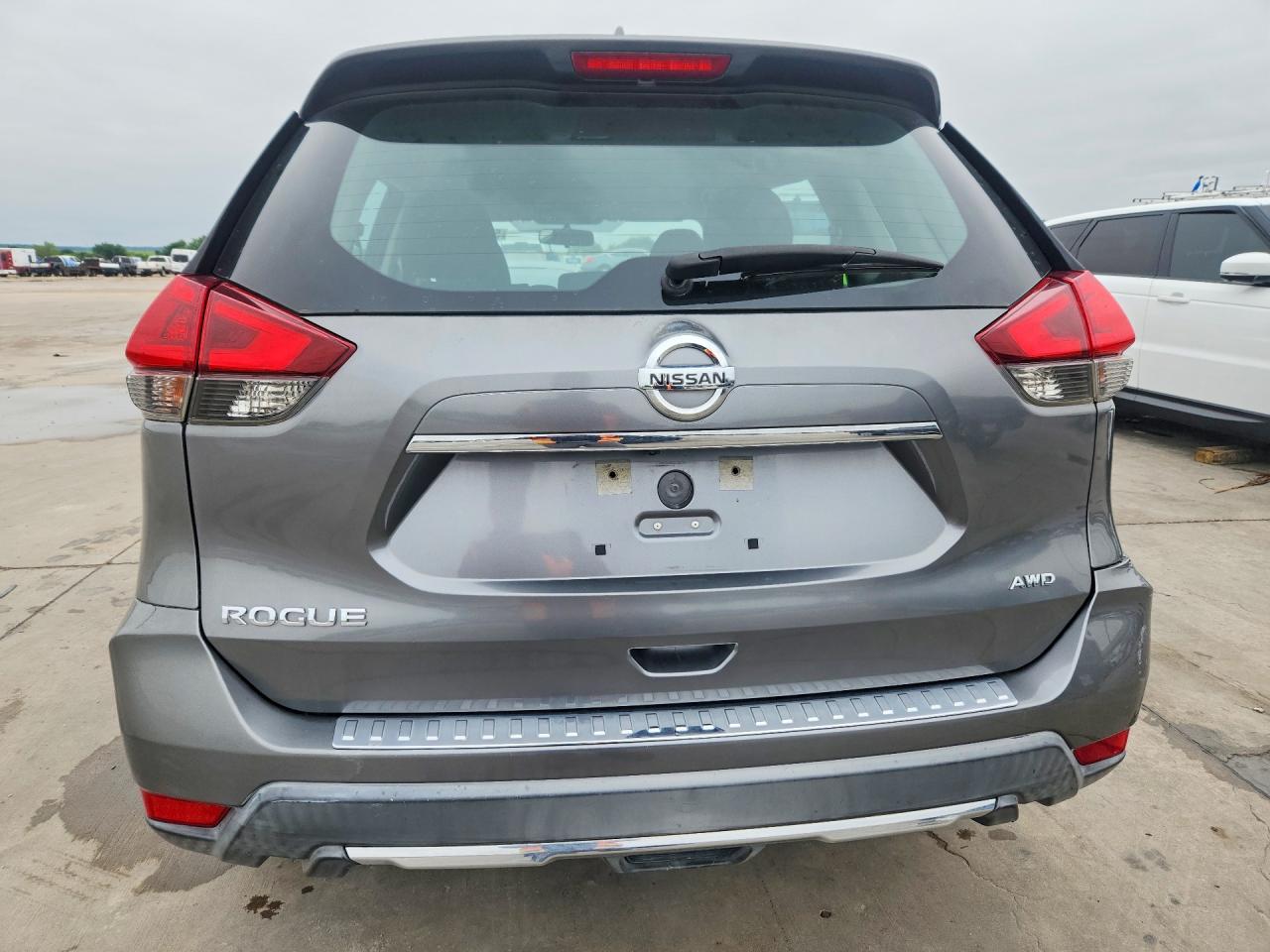2018 NISSAN ROGUE