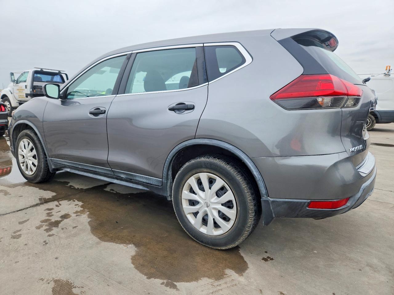 2018 NISSAN ROGUE