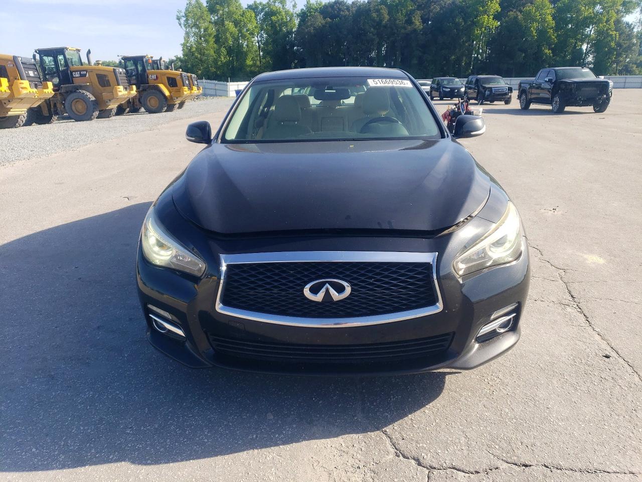 2017 INFINITI Q50