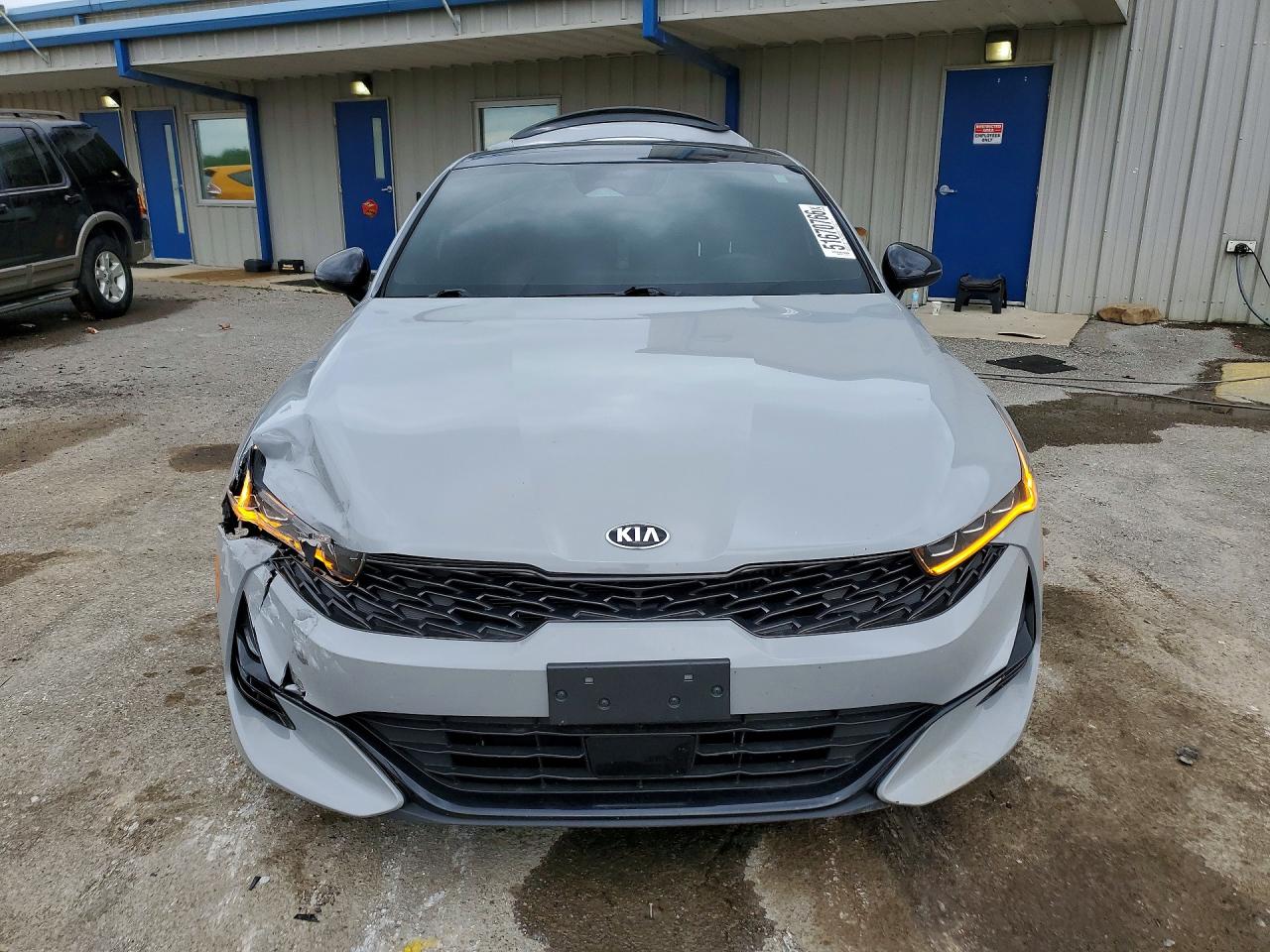 2021 KIA K5