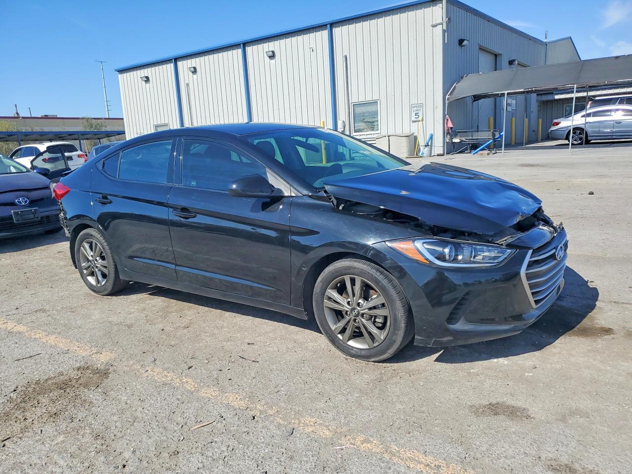 2017 HYUNDAI ELANTRA