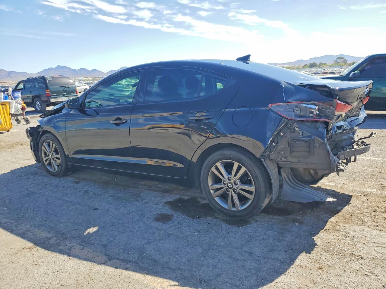 2017 HYUNDAI ELANTRA