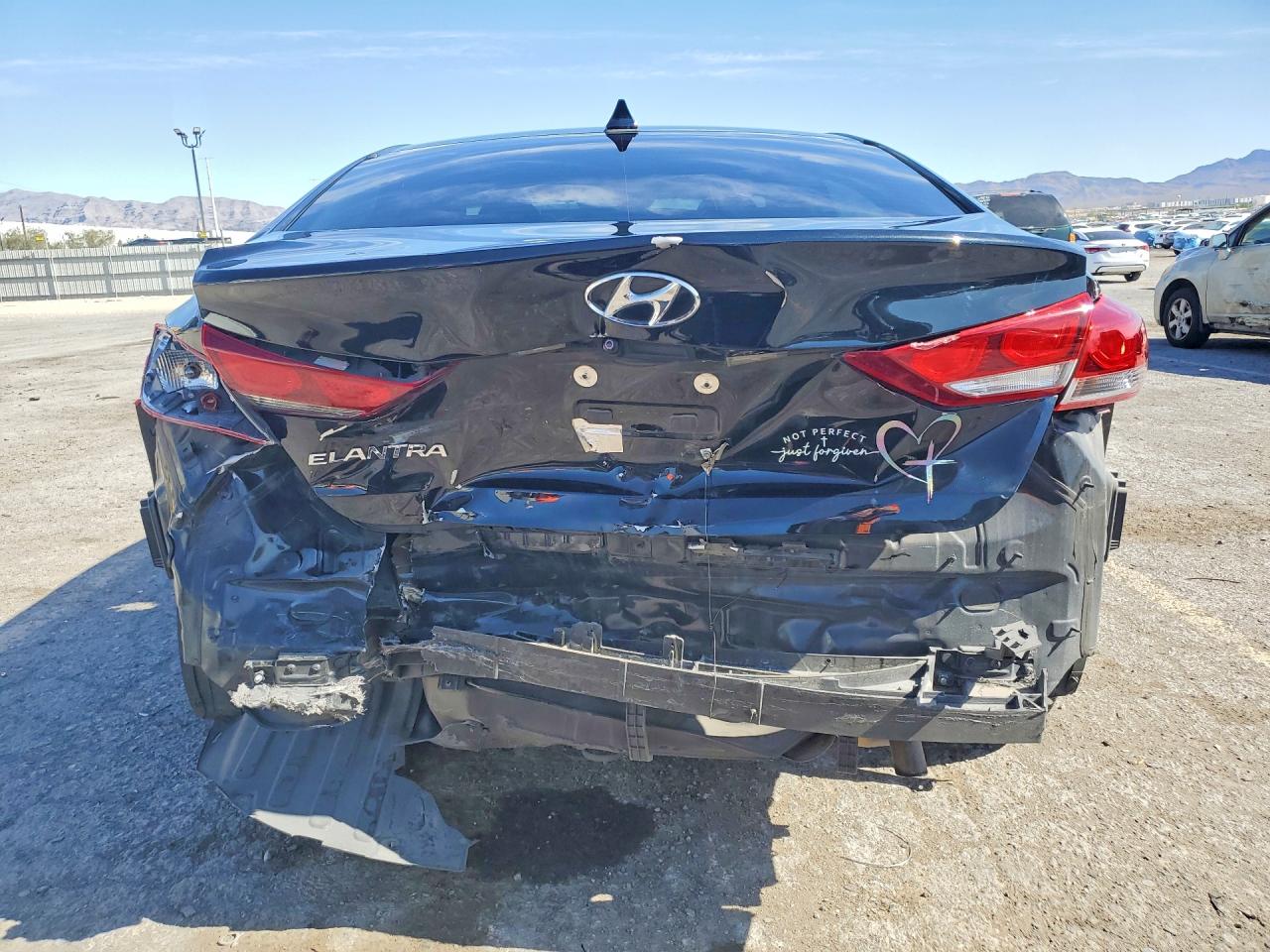 2017 HYUNDAI ELANTRA