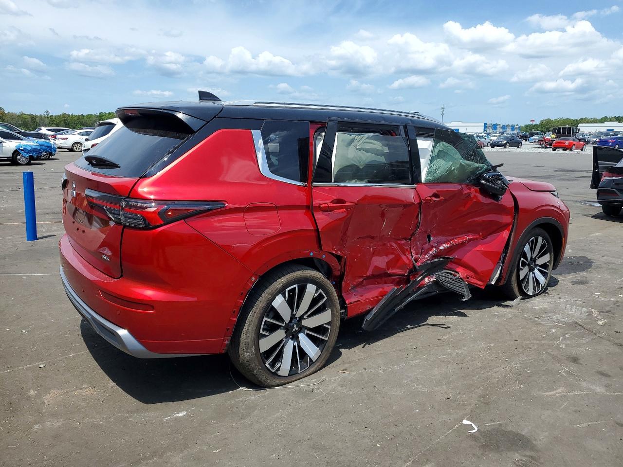 2025 MITSUBISHI OUTLANDER