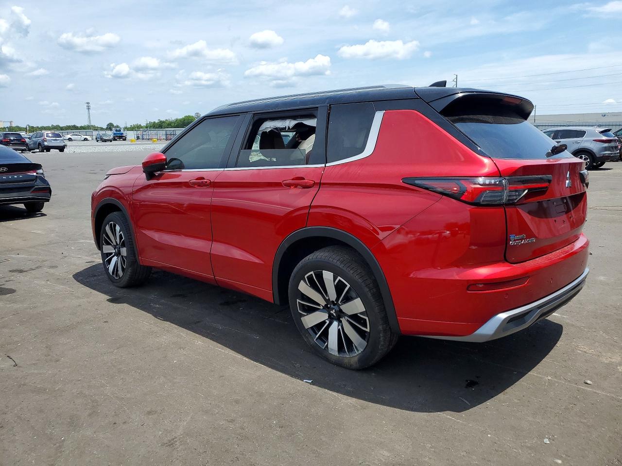 2025 MITSUBISHI OUTLANDER