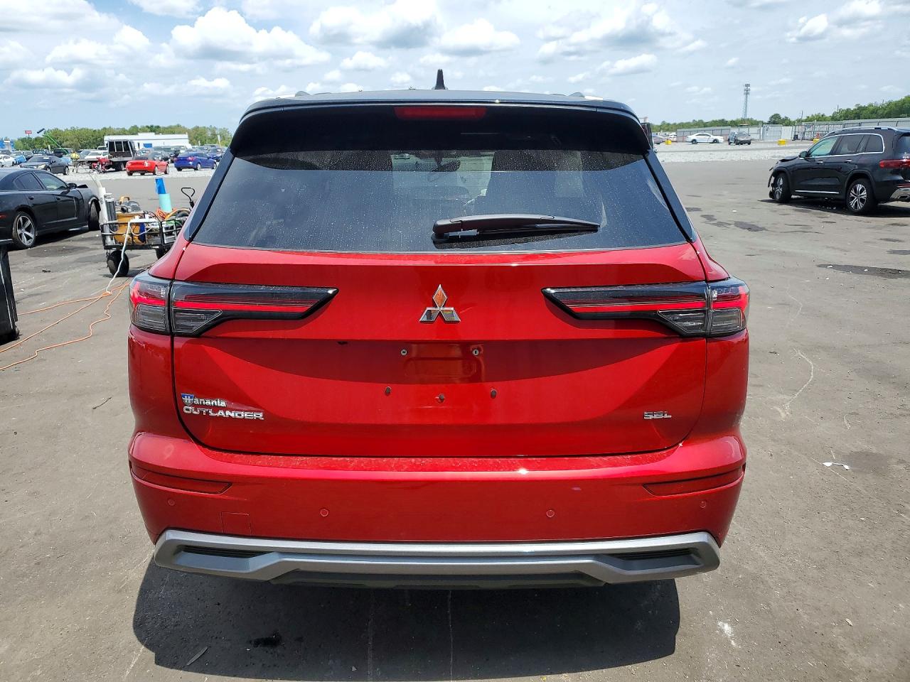 2025 MITSUBISHI OUTLANDER