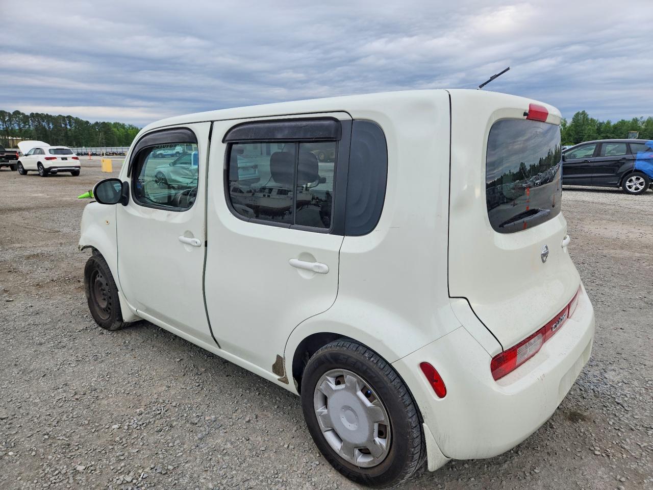 2010 NISSAN CUBE