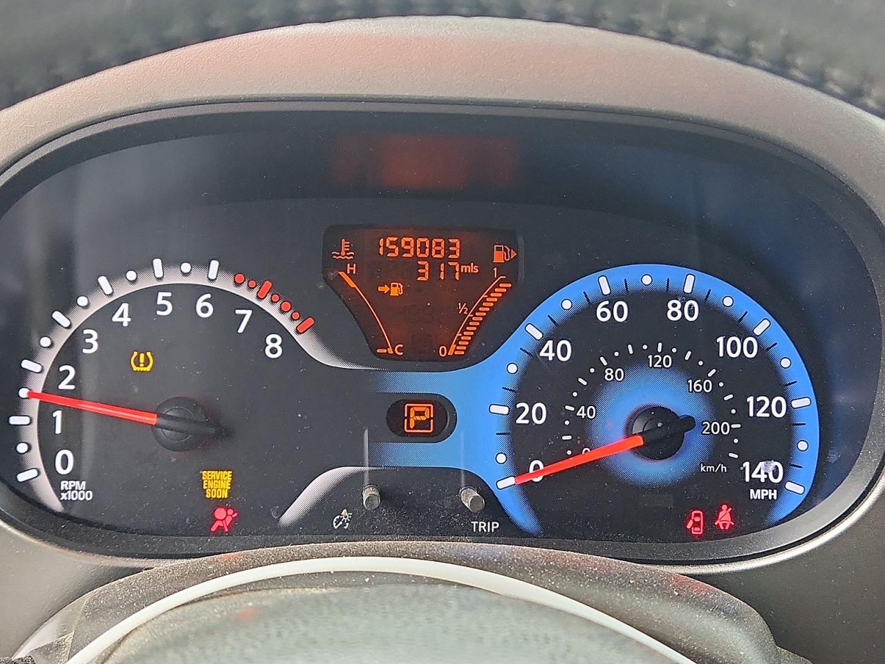 2010 NISSAN CUBE