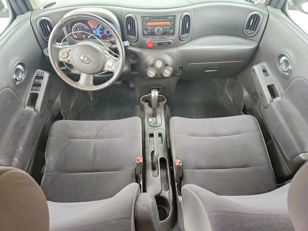 2010 NISSAN CUBE