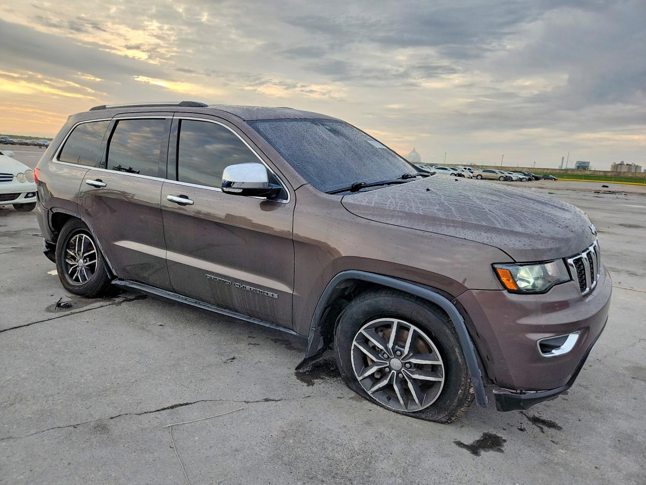 2018 JEEP GRAND CHER