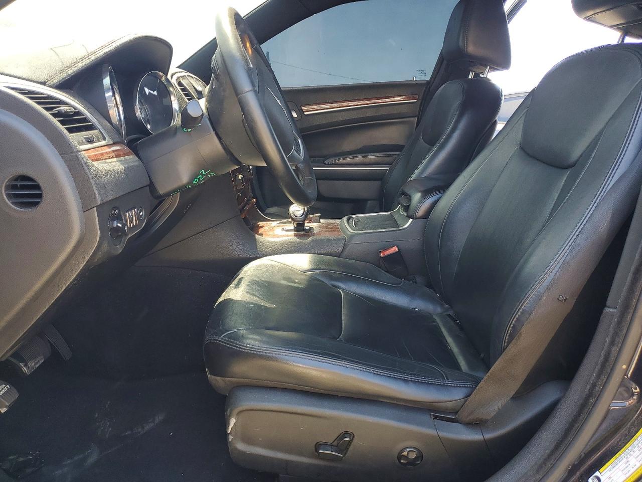 2012 CHRYSLER 300