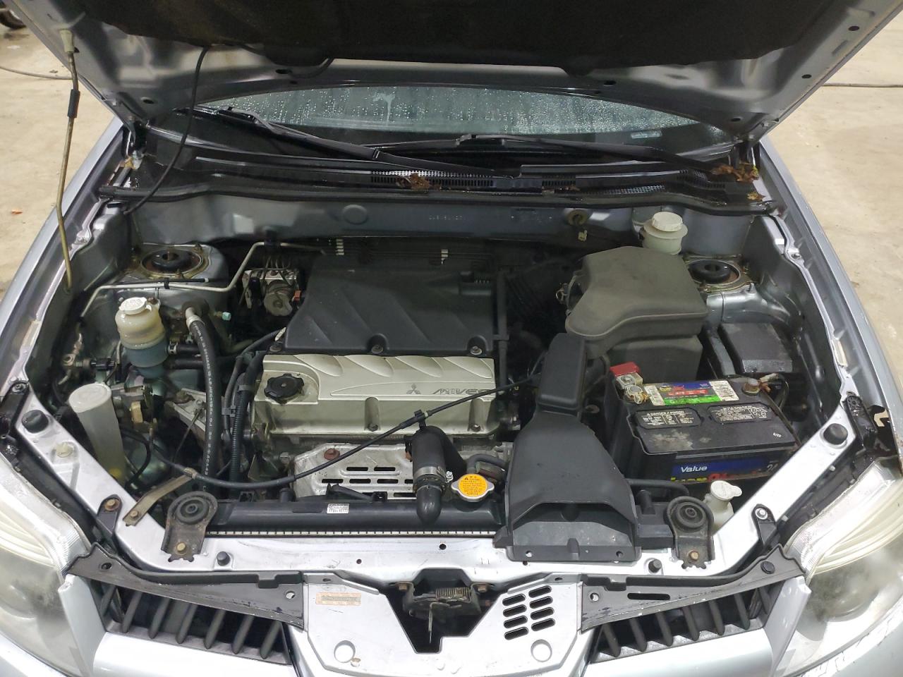 2005 MITSUBISHI OUTLANDER