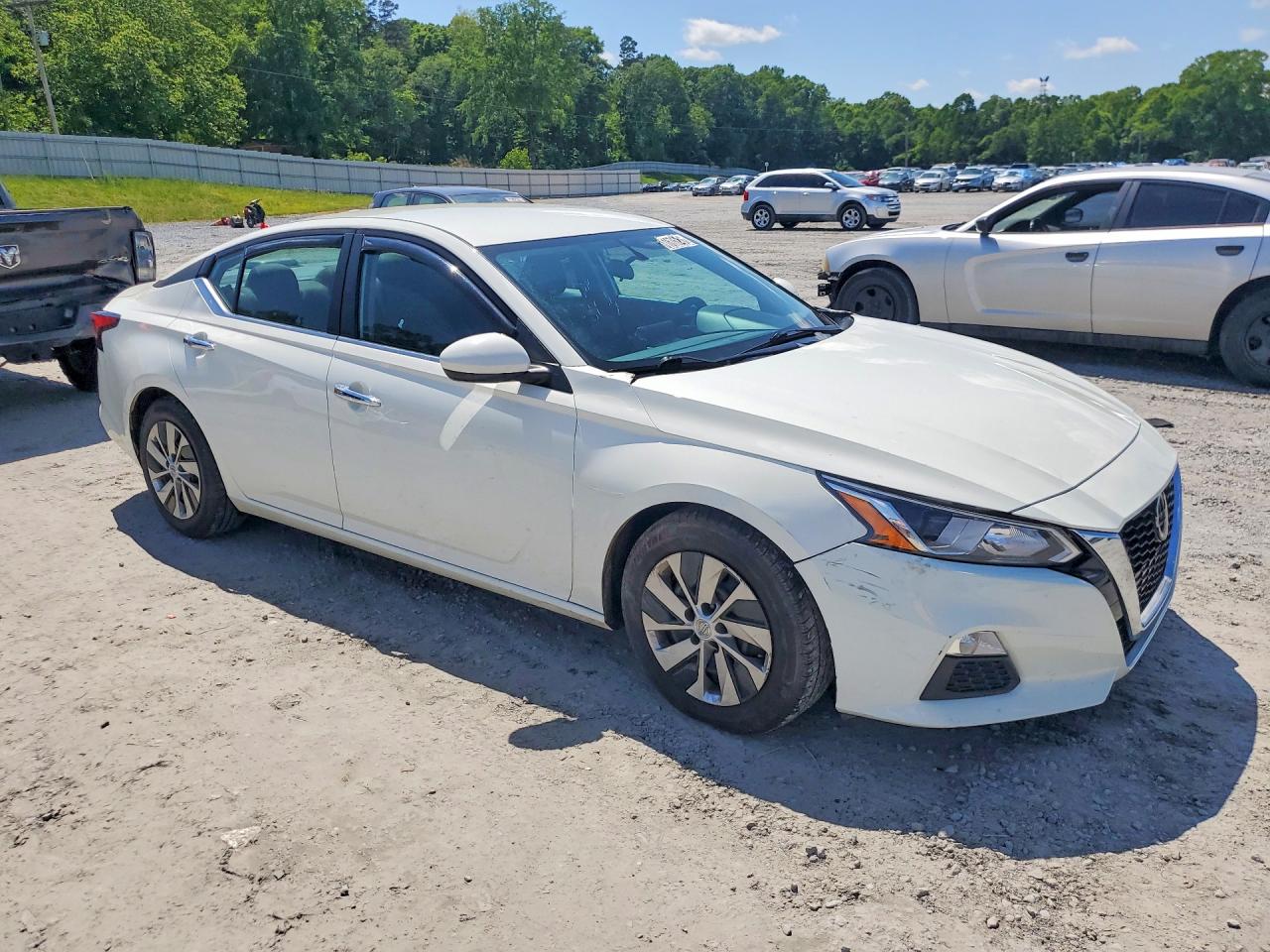 2020 NISSAN ALTIMA