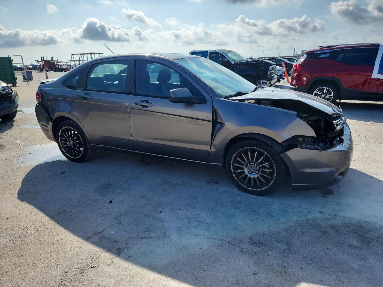 2011 FORD FOCUS