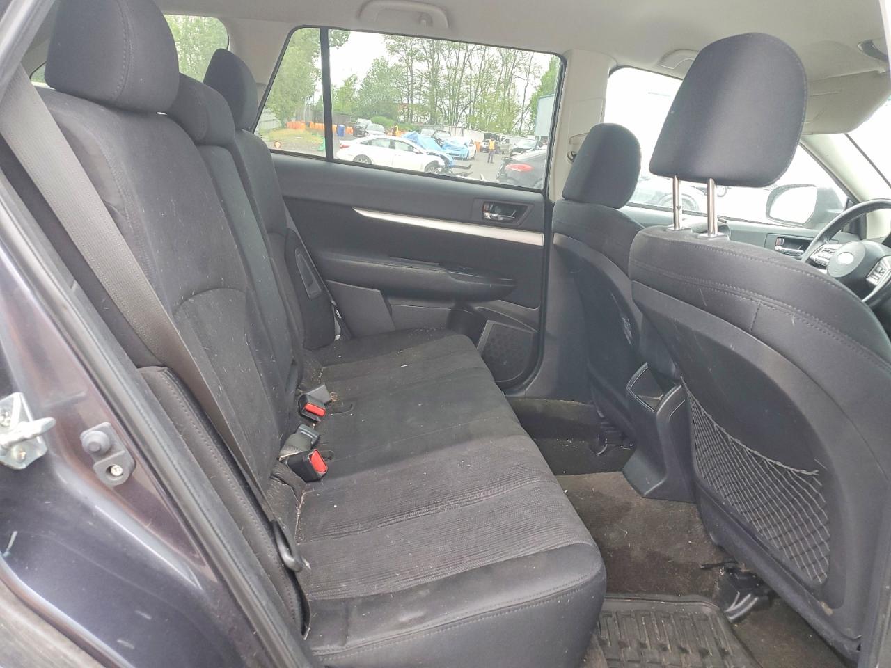 2013 SUBARU OUTBACK