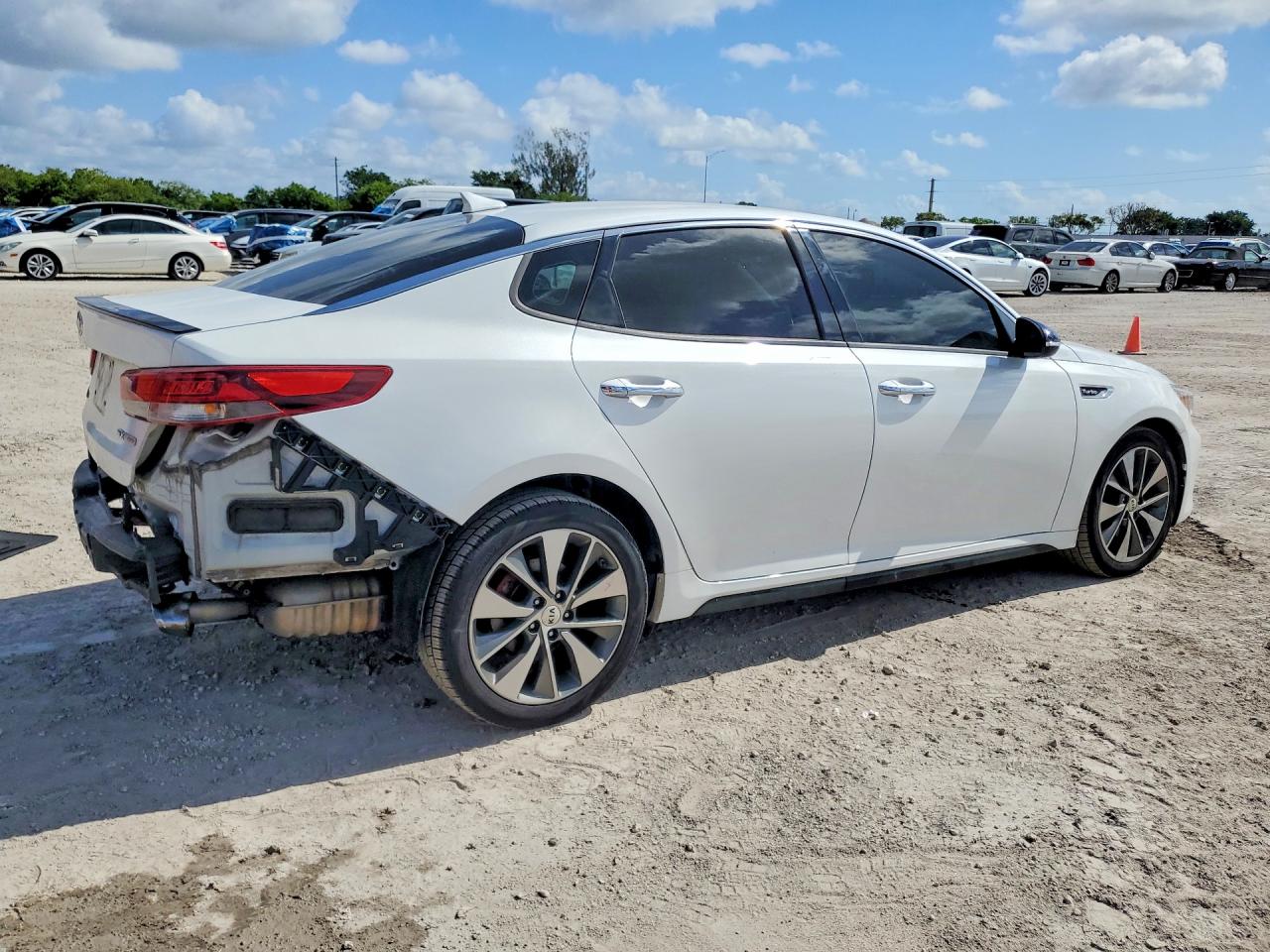 2017 KIA OPTIMA