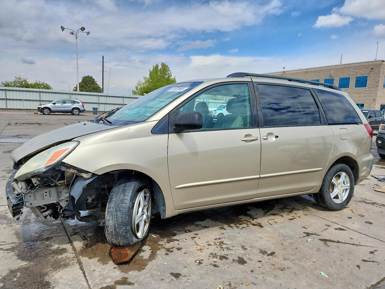2005 TOYOTA SIENNA