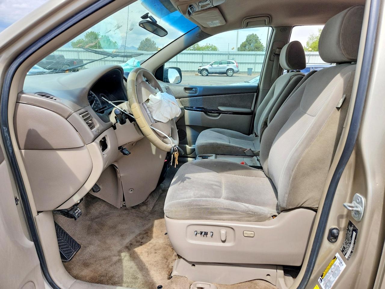 2005 TOYOTA SIENNA