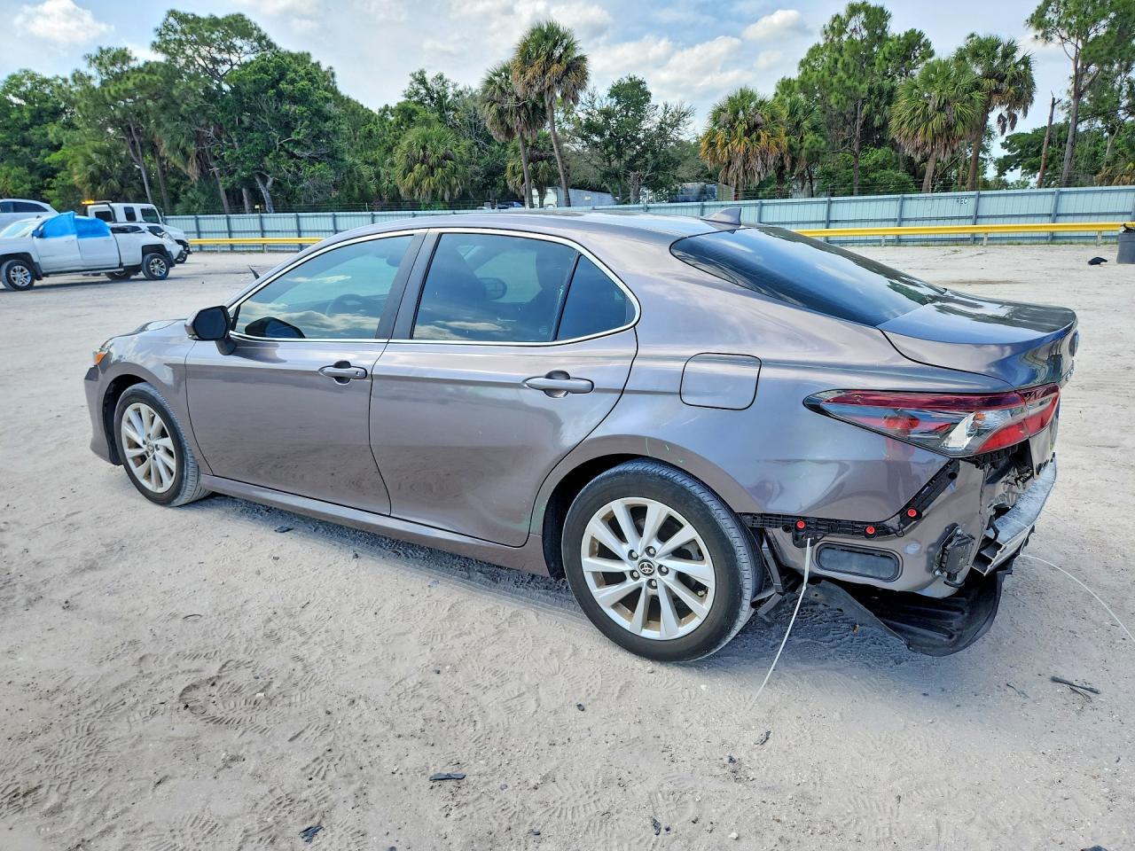 2024 TOYOTA CAMRY