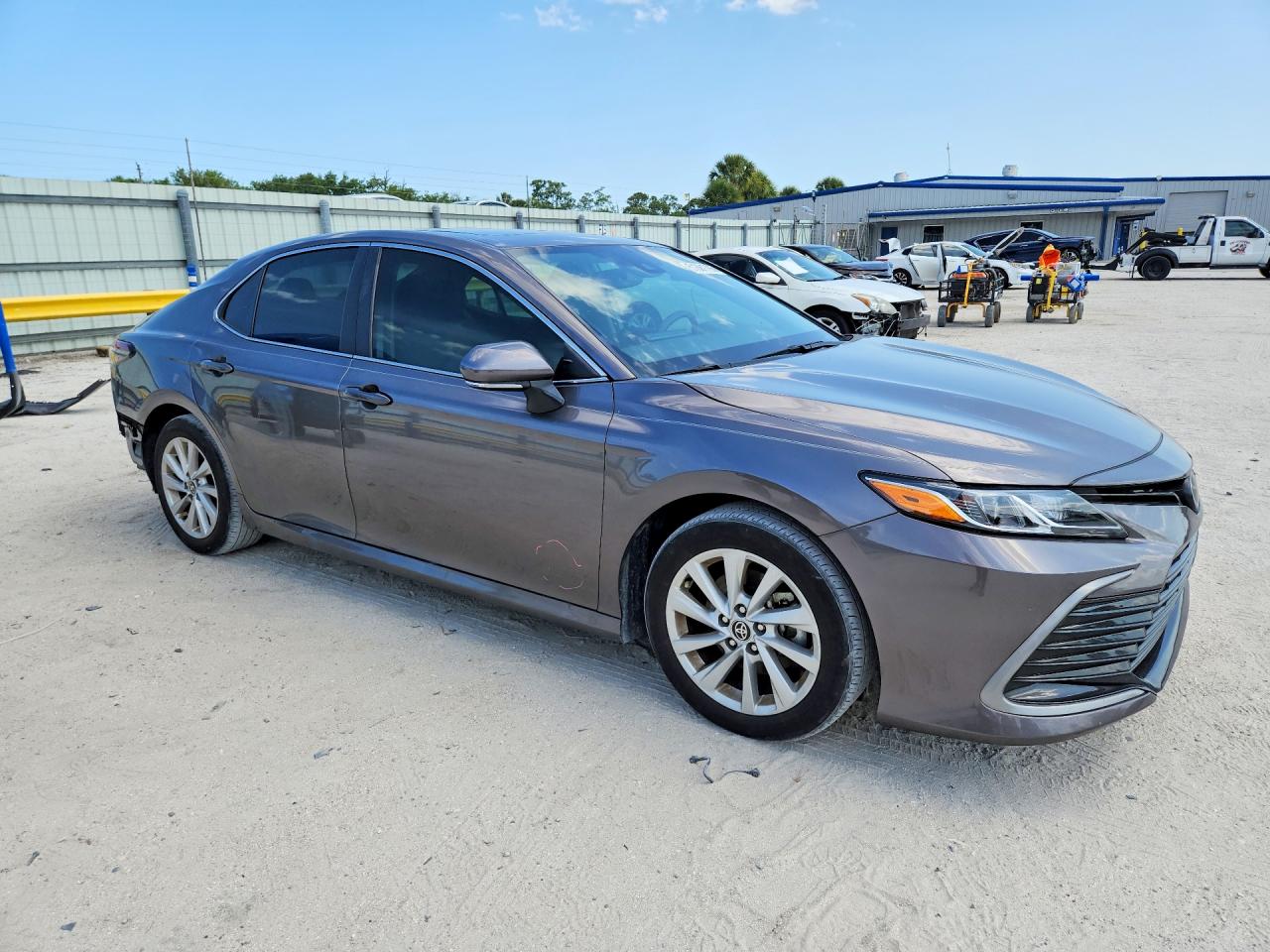 2024 TOYOTA CAMRY
