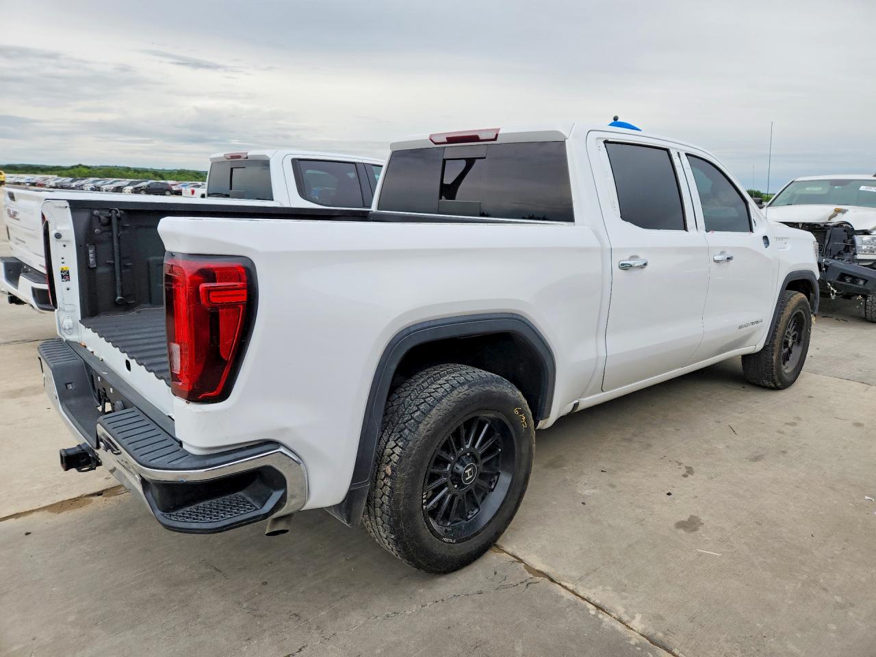 2020 GMC SIERRA