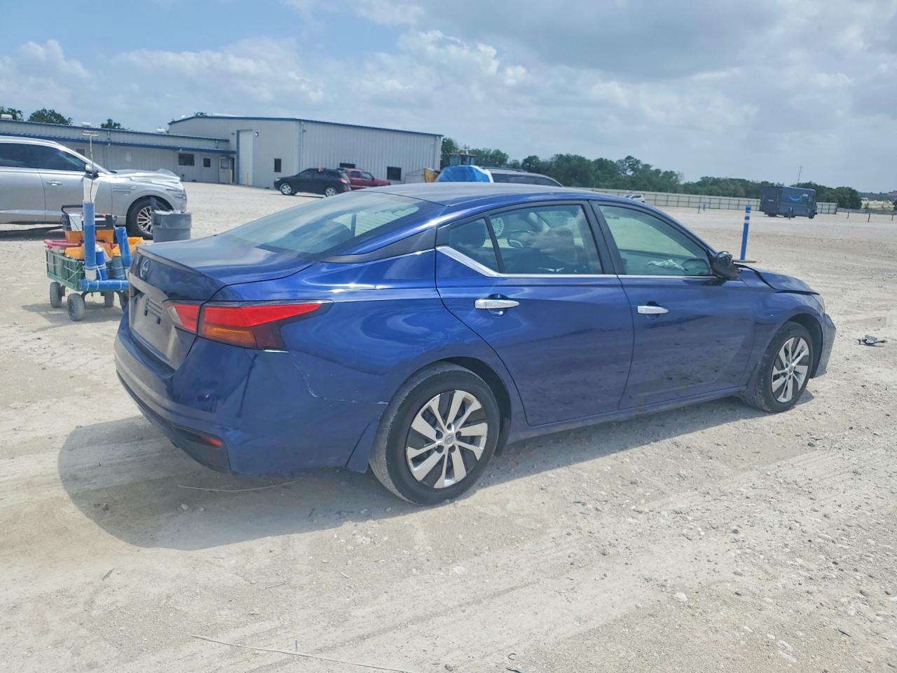 2024 NISSAN ALTIMA
