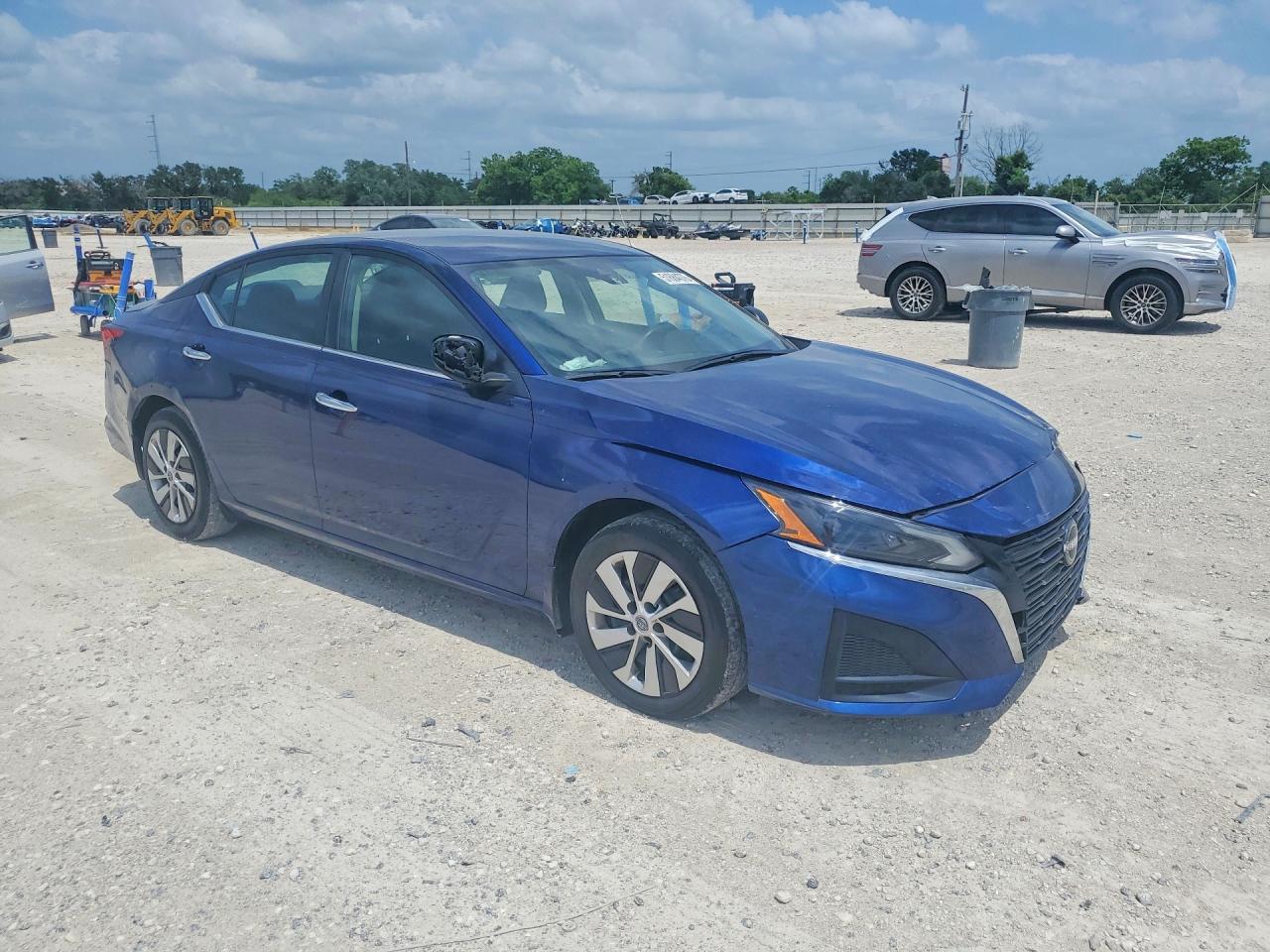 2024 NISSAN ALTIMA