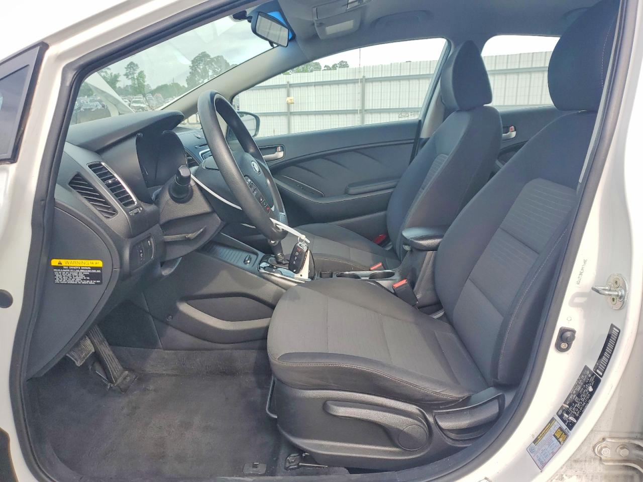 2017 KIA FORTE